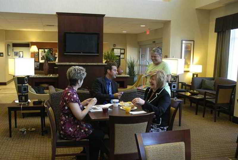 Hampton Inn & Suites Omaha Southwest-La Vista Restoran fotoğraf